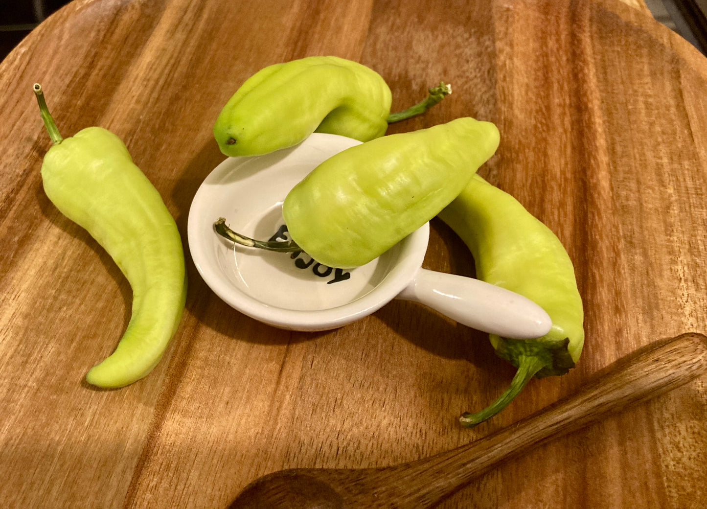 🌶️ Capsicum Sweet Banana Seeds – Sweet, Crunchy & Ridiculously Easy to Grow! 🌶️